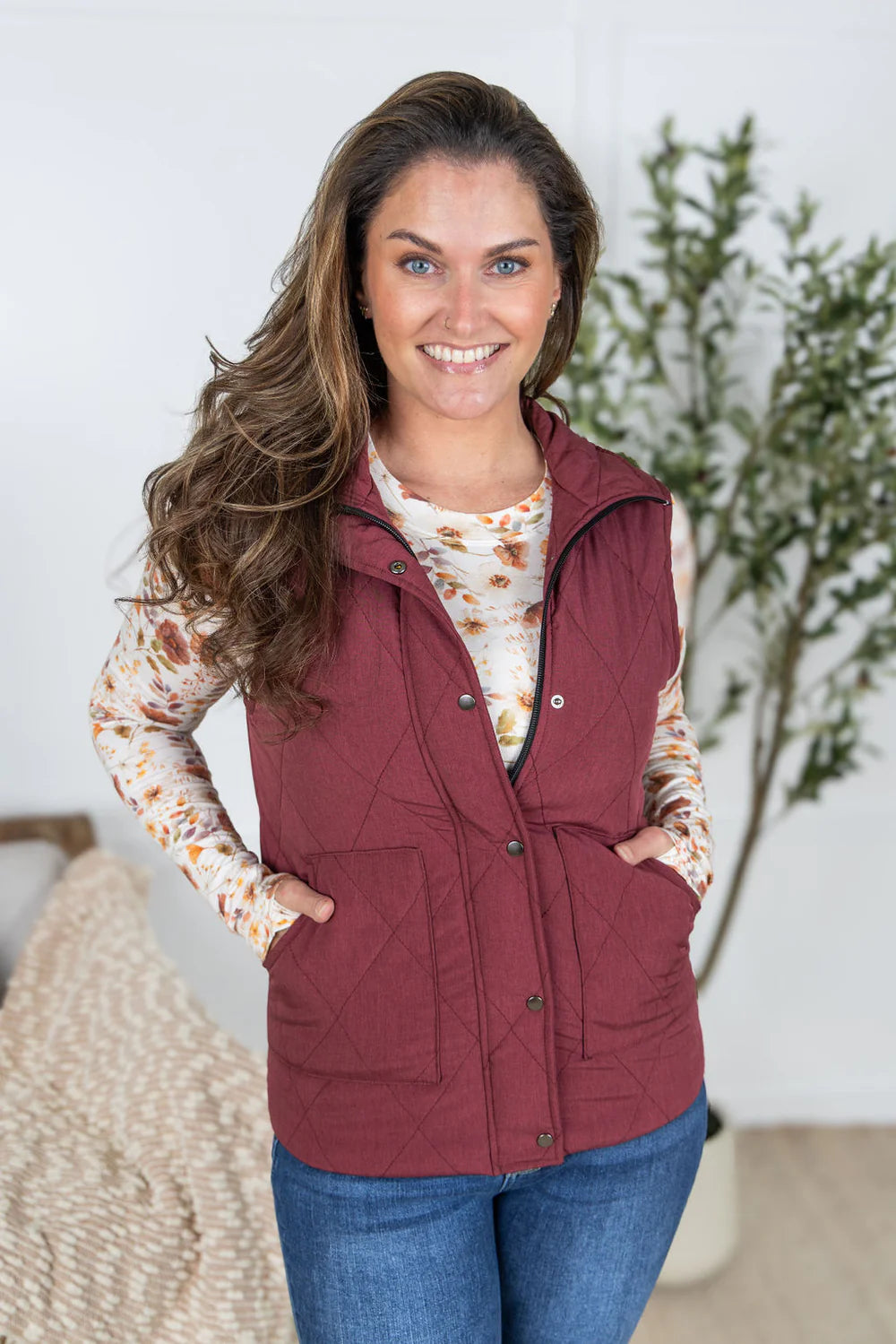 Remy Zip Up Vest - Heathered Burgundy