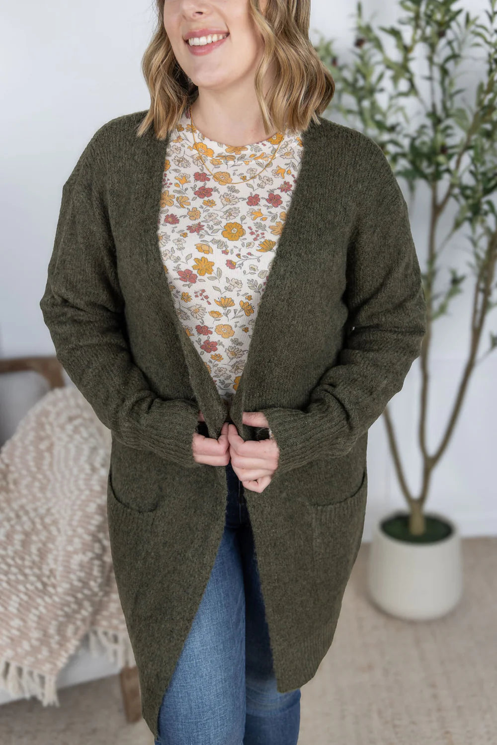 Madison Cozy Cardigan - Dark Olive