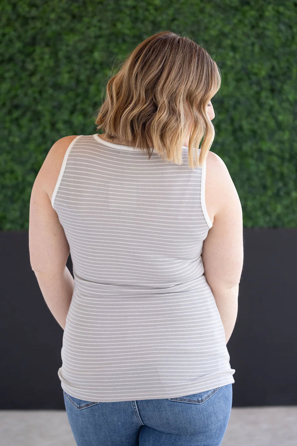 Shiloh Button Snap Tank - Grey