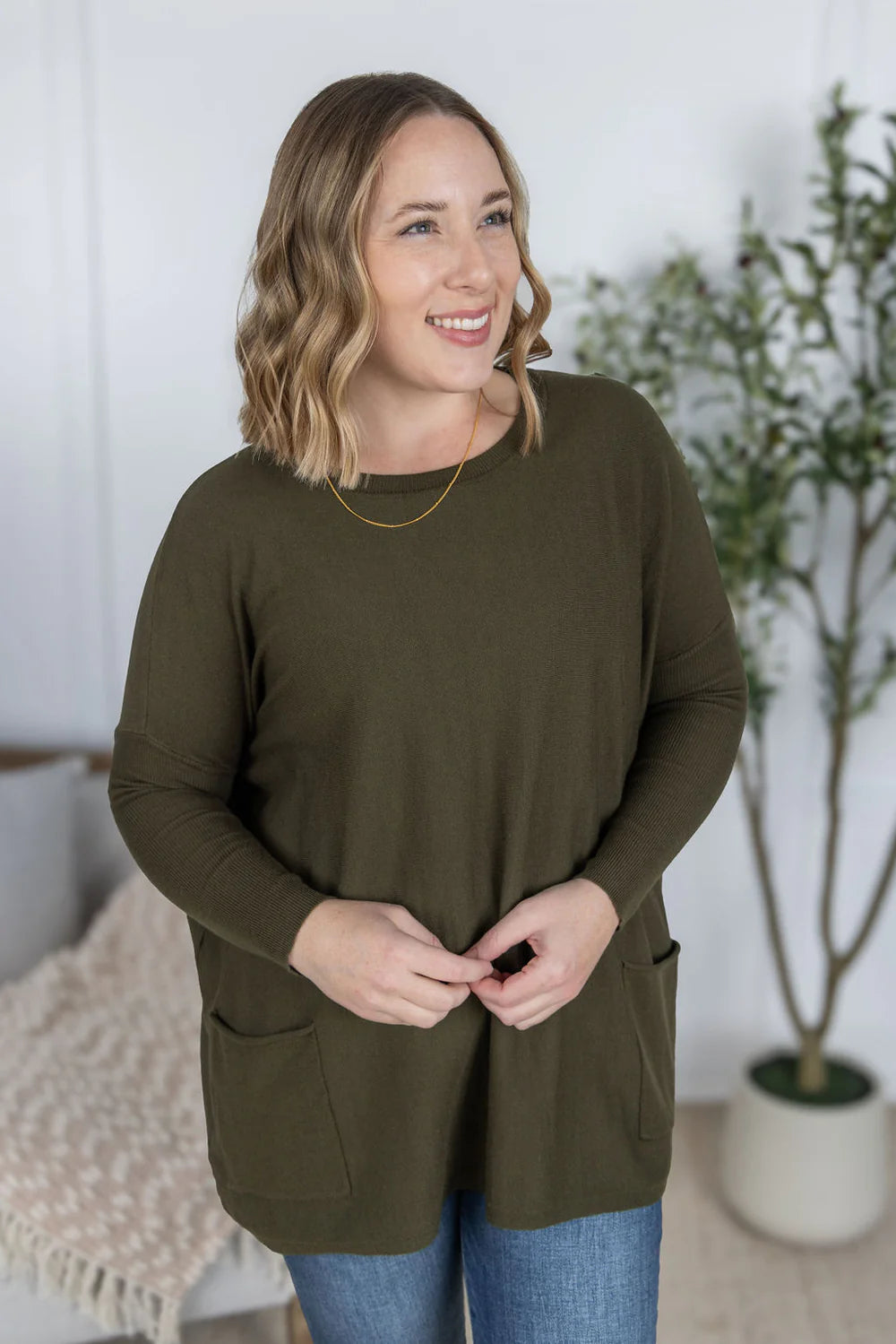 Naomi Pocket Sweater - Olive