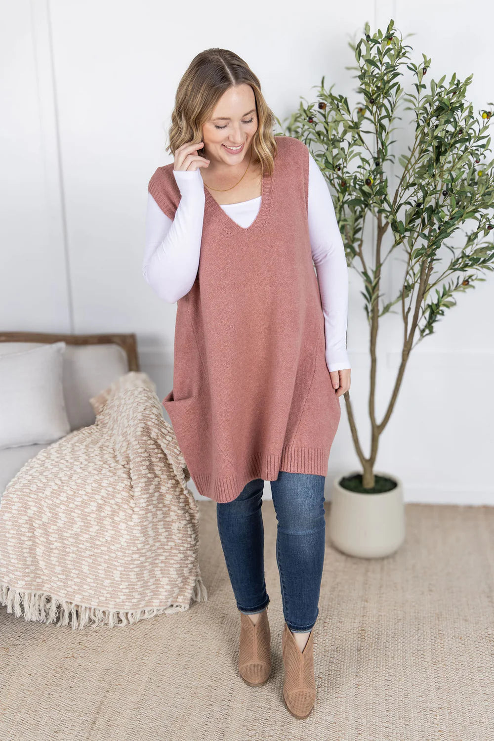 Tunic Sweater Vest - Rose
