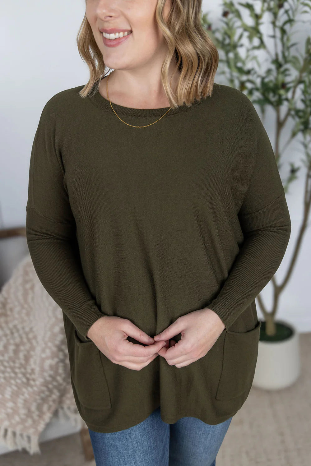Naomi Pocket Sweater - Olive