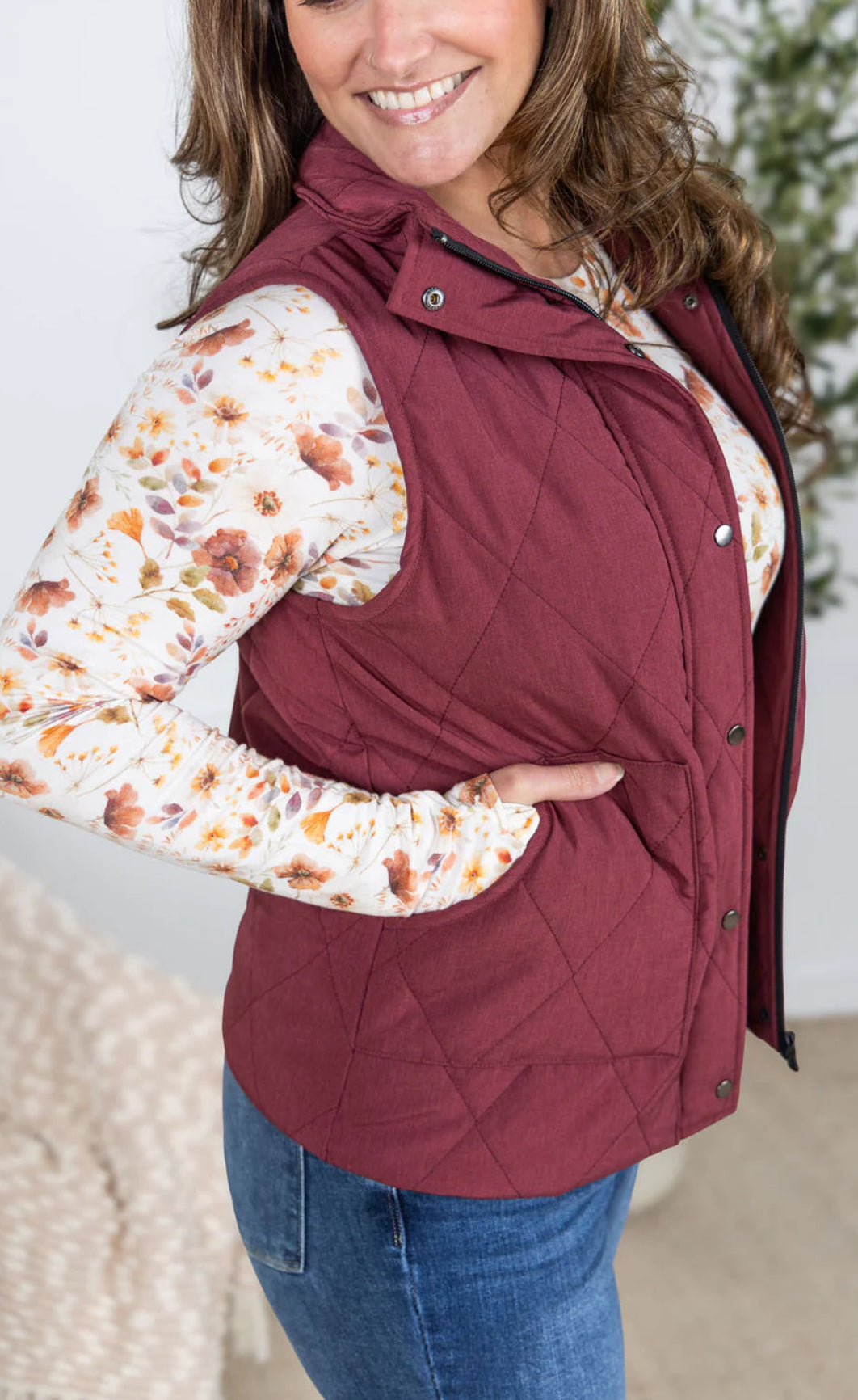 Remy Zip Up Vest - Heathered Burgundy
