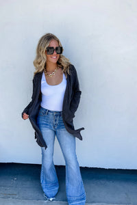 Reese Ribbed Cardigan in Vintage Black
