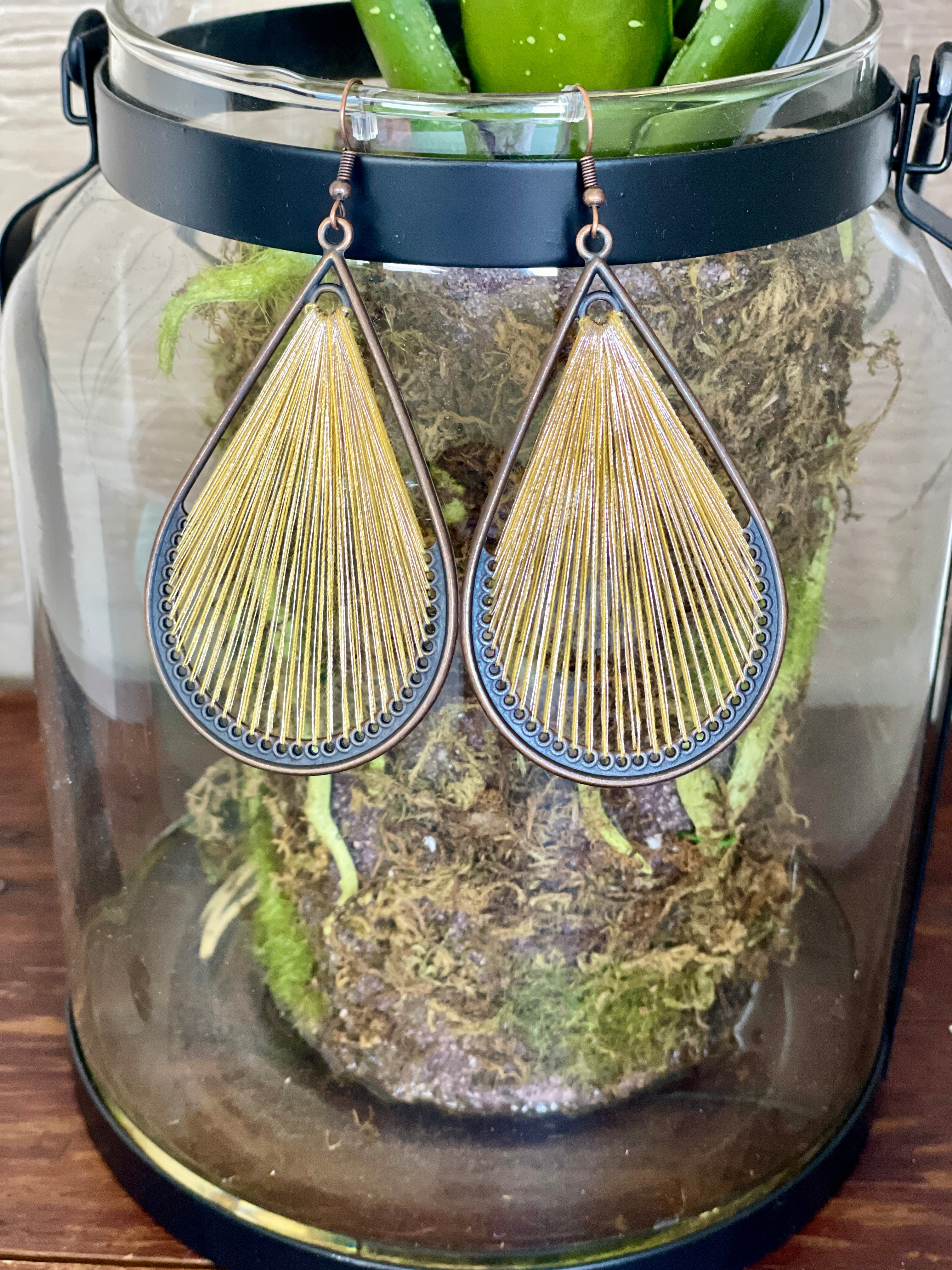 Mia Drop Earrings