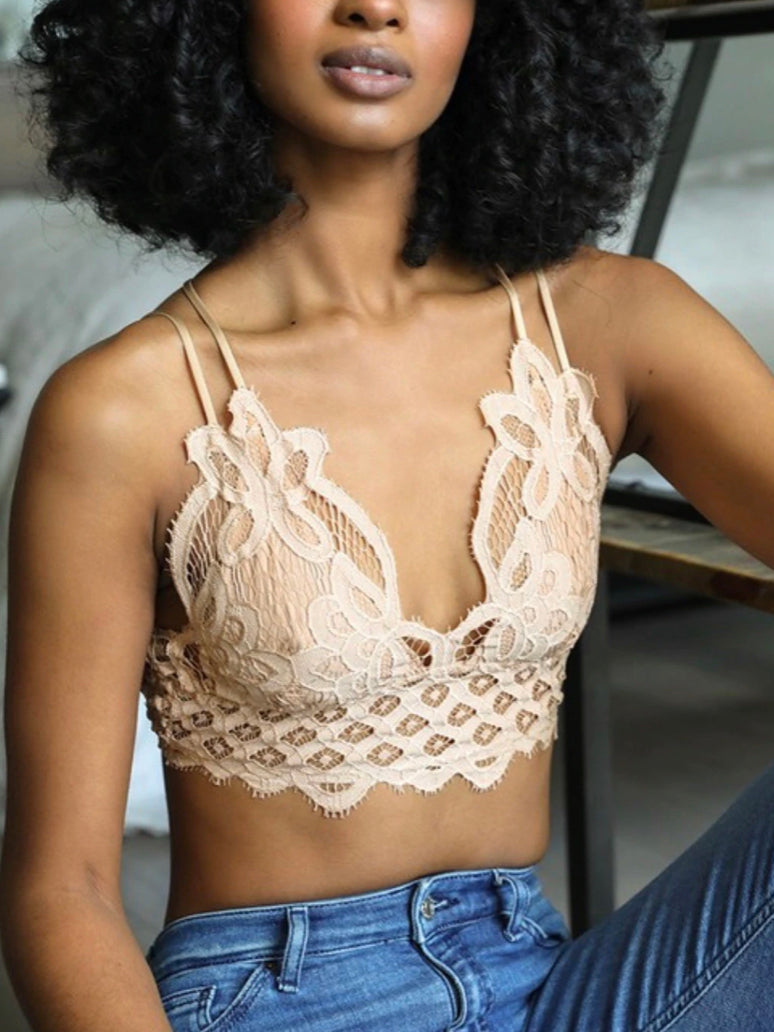 Lace Bralette in Nude – Curvy Birdy Boutique