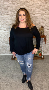 Long Sleeve Twisted Front Top